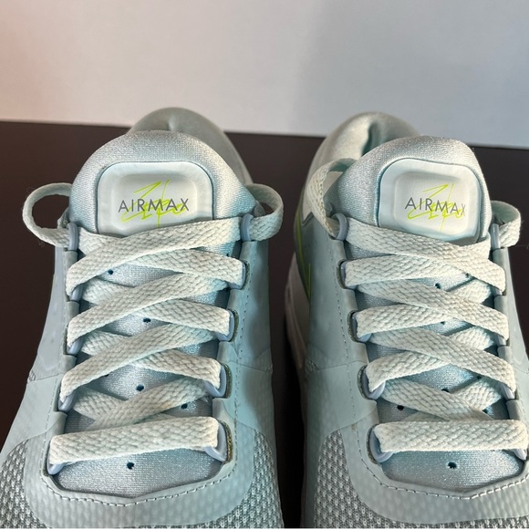 Nike Air Max Blue Green Women's Sneakers with Visible Air Cushioning - Picture 4 of 12